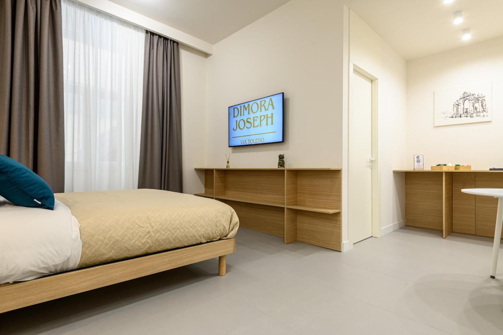 Dimora Joseph Via Toledo Hotel Naples Exterior photo